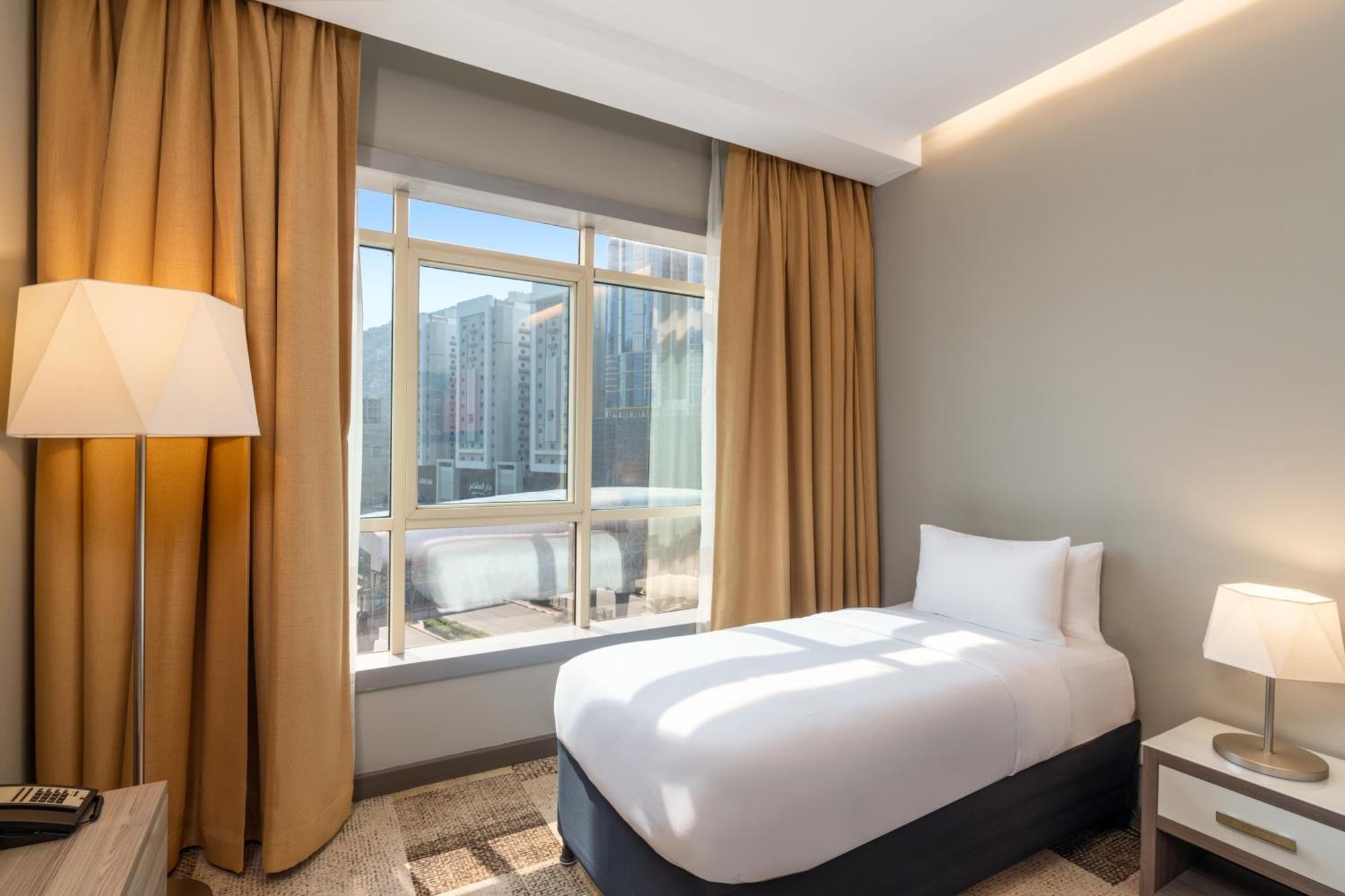 Mercure Makkah Aziziah Mecca Екстер'єр фото