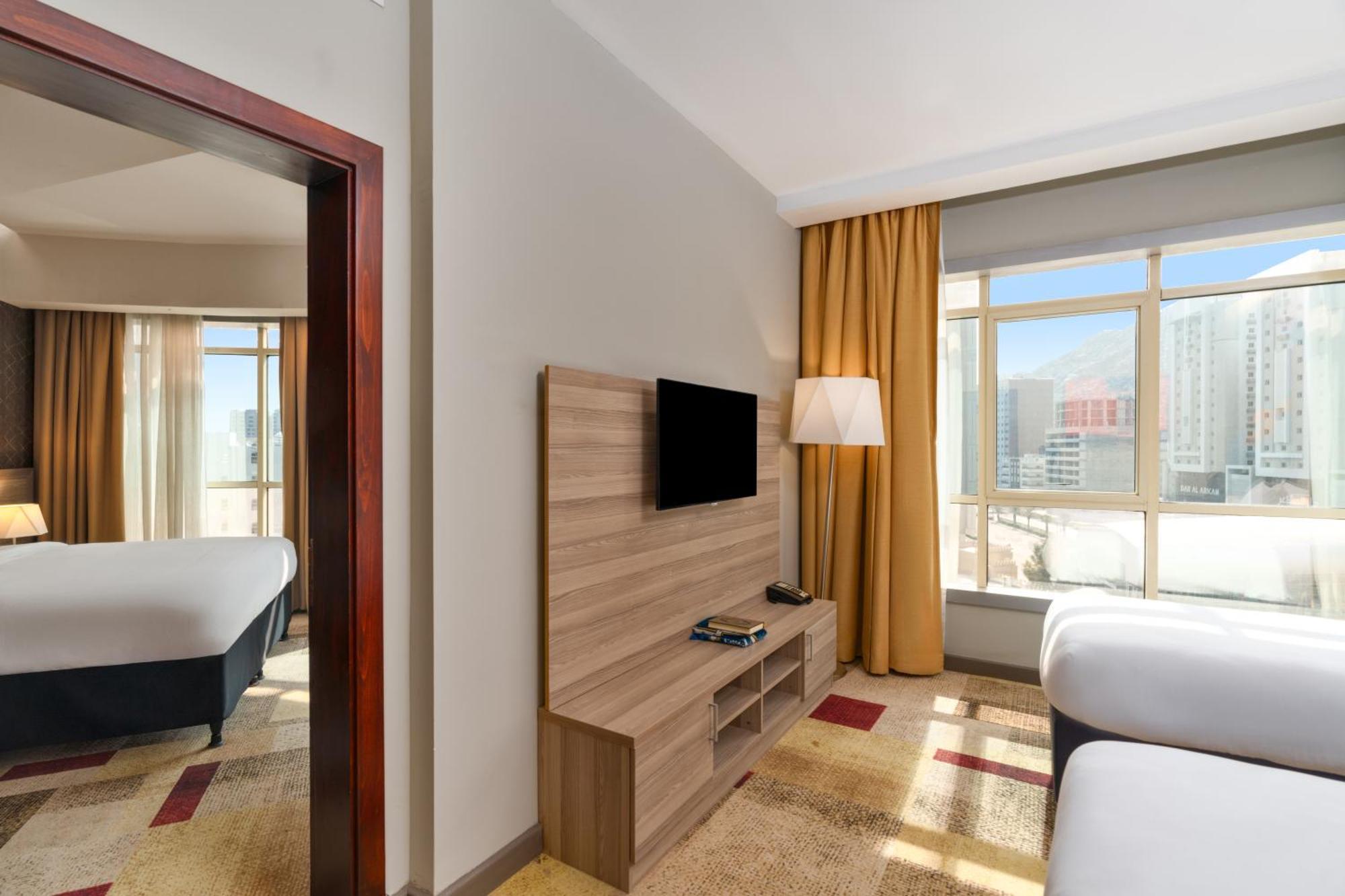 Mercure Makkah Aziziah Mecca Екстер'єр фото